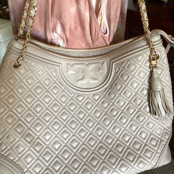 ❌❌❌❌❌❌ SOLDWomen’s Authentic Tory Burch handbag - Picture 1 of 7